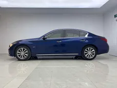 Infiniti Q50L