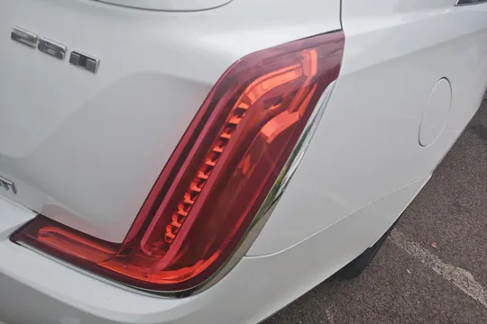 Cadillac XTS