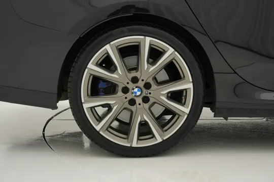 BMW BMW