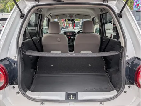 Daihatsu Mira Tocot