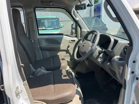 Nissan Clipper