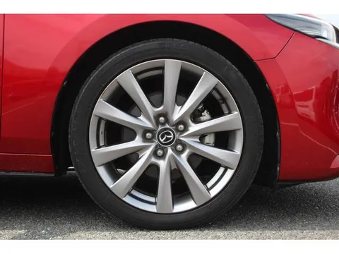 Mazda MAZDA3 Sedan