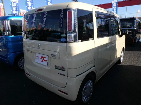 Suzuki Spacia