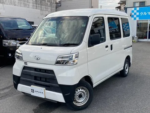 Toyota Pixis Van