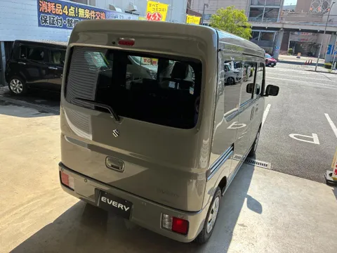 Suzuki Every
