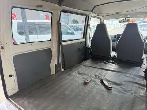 Nissan Clipper Van