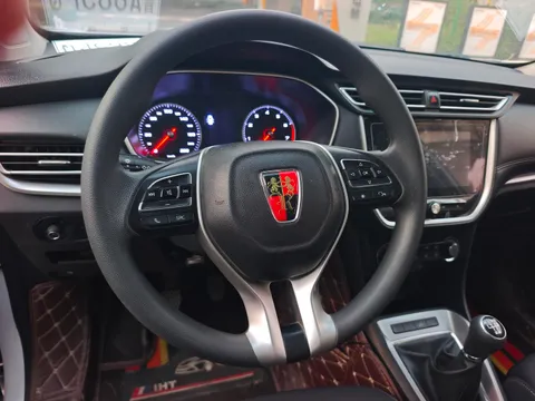 Roewe RX3