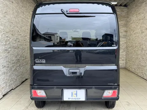 Toyota Pixis Van