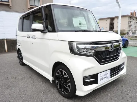 Honda N-BOX Custom