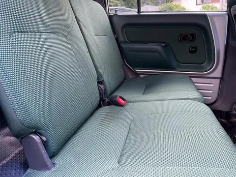 Daihatsu Naked