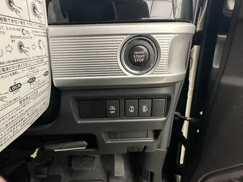 Suzuki Spacia Custom