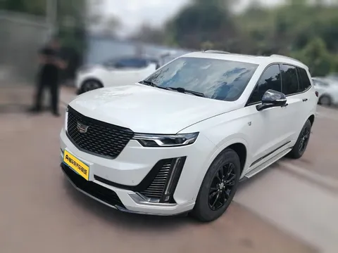 Cadillac XT6