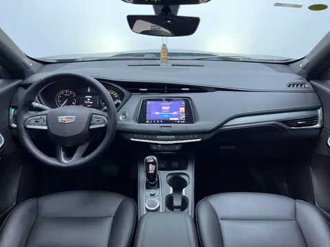 Cadillac XT4