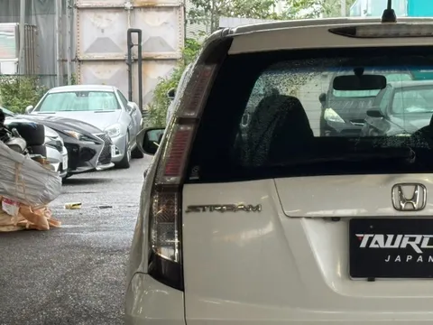Honda Stream