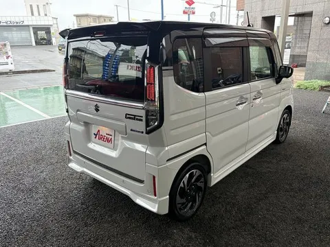 Suzuki Spacia Custom