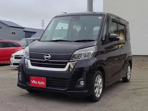 Nissan Dayz Roox