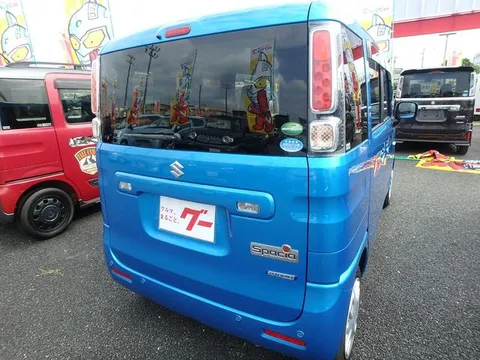 Suzuki Spacia