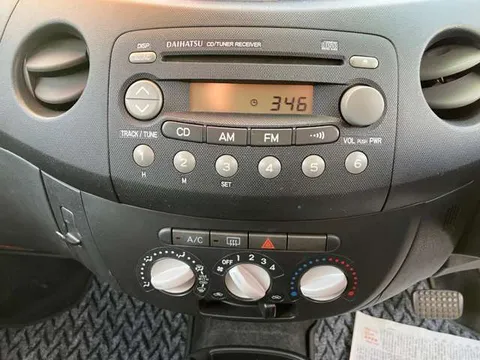 Daihatsu Esse