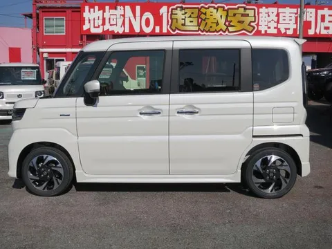 Suzuki Spacia Custom