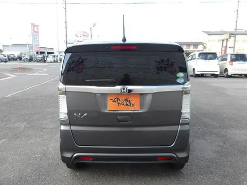 Honda N-BOX Slash