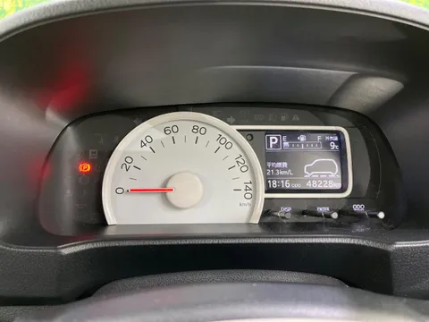Daihatsu Mira Tocot