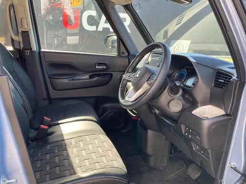 Mitsubishi Delica Mini