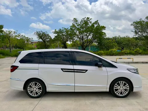 Honda Elysion
