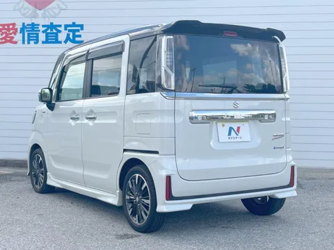 Suzuki Spacia Custom