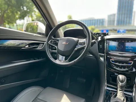 Cadillac ATS-L