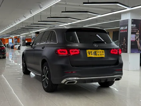 Mercedes-Benz Mercedes-Benz GLC