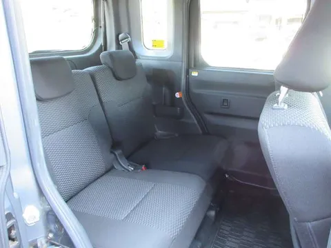 Toyota Pixis Mega