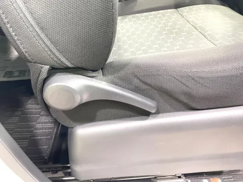 Toyota Pixis Mega
