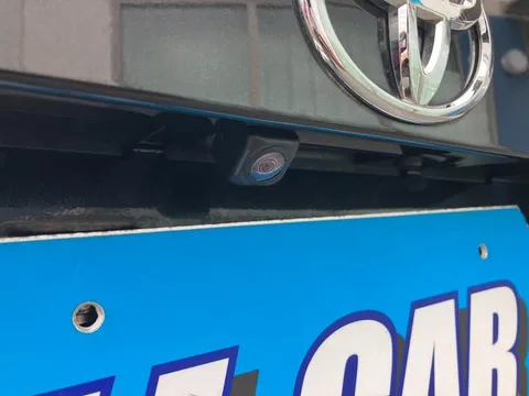Toyota Pixis Mega