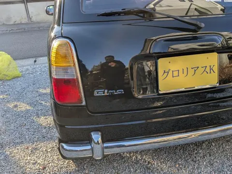 Daihatsu Mira Gino