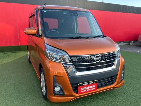 Nissan Dayz Roox