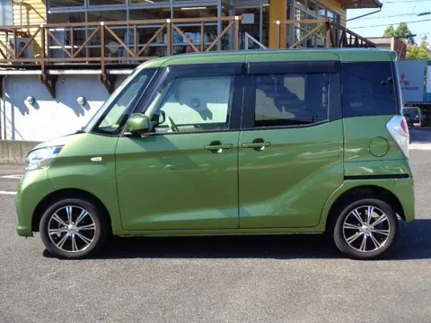 Nissan Dayz Roox