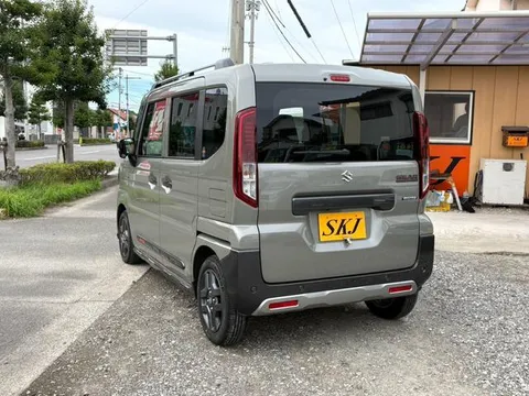 Suzuki Spacia Gear