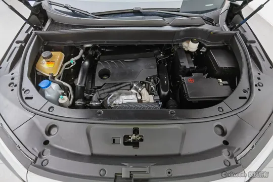 Dongfeng AX7