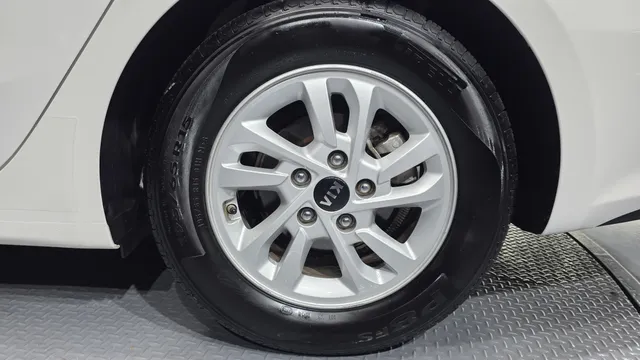 Kia Cerato (K3)