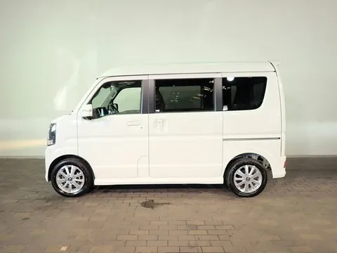 Nissan Clipper Rio