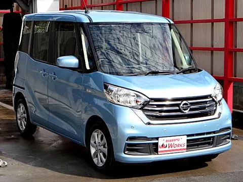 Nissan Dayz Roox