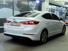 Hyundai Elantra (Avante)