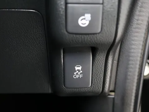 Honda N-BOX Slash