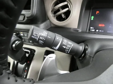 Honda N-BOX Joy