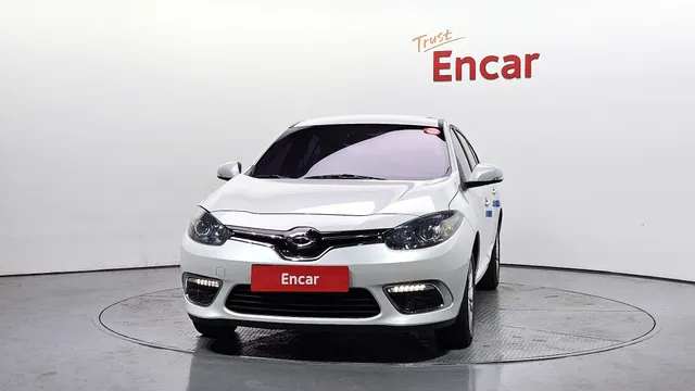 Renault SM3