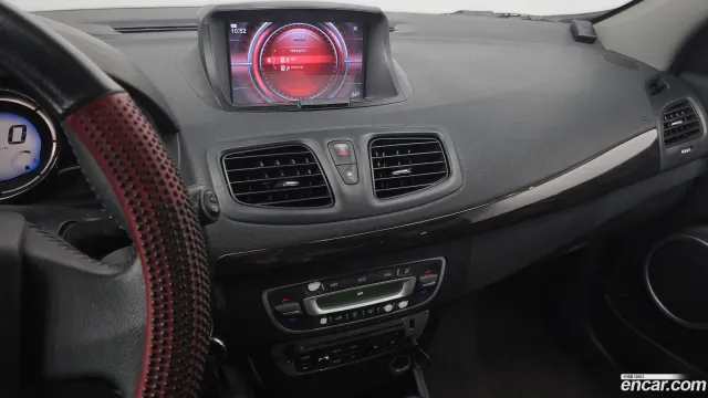 Renault SM3