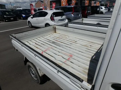 Nissan Clipper Truck