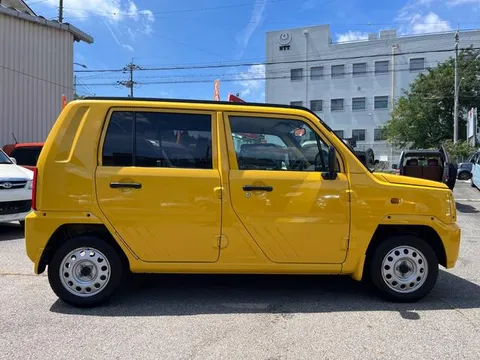 Daihatsu Naked