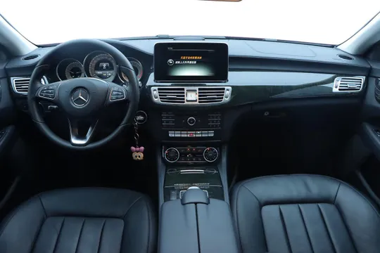Mercedes-Benz Mercedes-Benz CLS