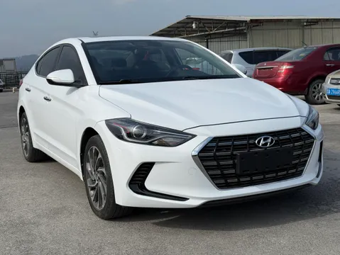 Hyundai Elantra (Avante)
